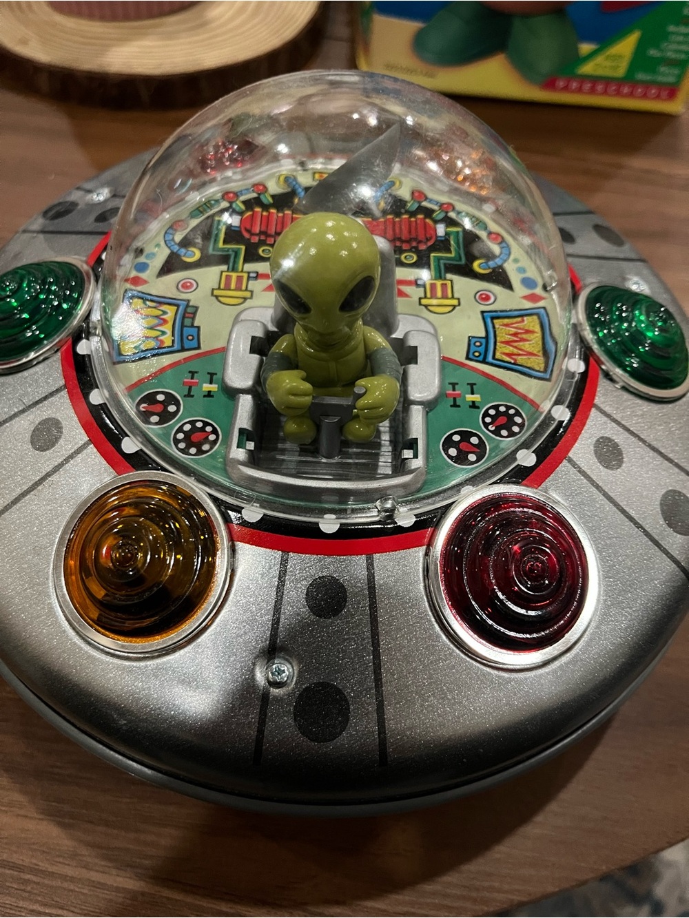 Alien UFO Play Toy - Green Alien Spaceship